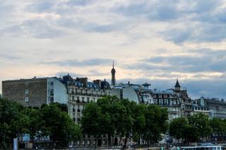 SEO à Paris : stratégie de référencement parisienne