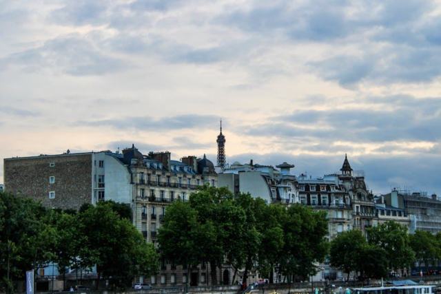 SEO à Paris : se démarquer sur un marché ultra-concurrentiel